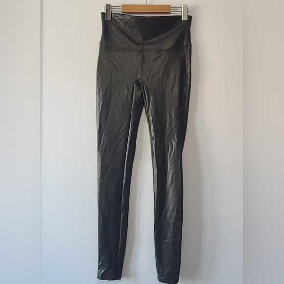 SPANX Pants - SPANX black faux leather leggings, size L (tall)